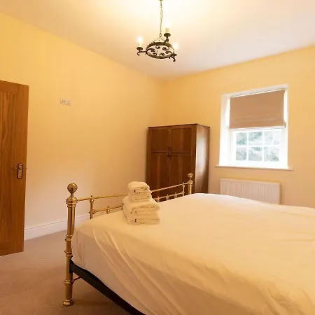 Historic Holiday In Near Golf Park * Appleby-in-Westmorland