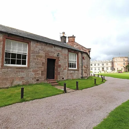 Historic Holiday In Near Golf Park