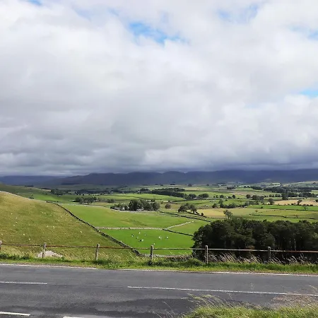 Historic Holiday In Near Golf Park Appleby-in-Westmorland